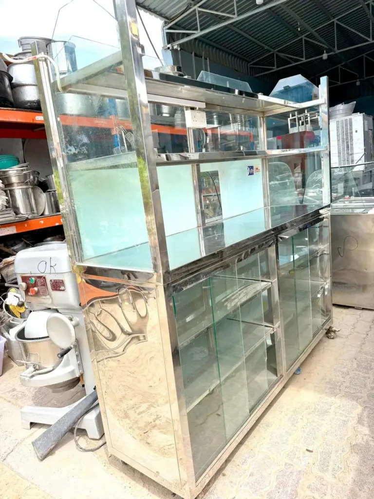 glass foof-showcase