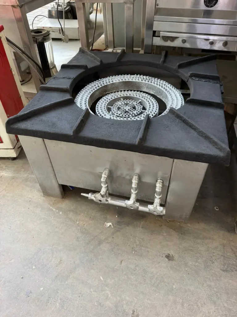 heavy-duty commercial gas stove